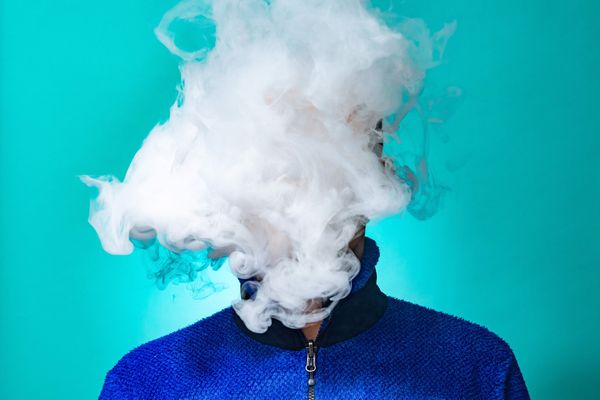 Hít phải “khói“ từ Vape có độc hại không?